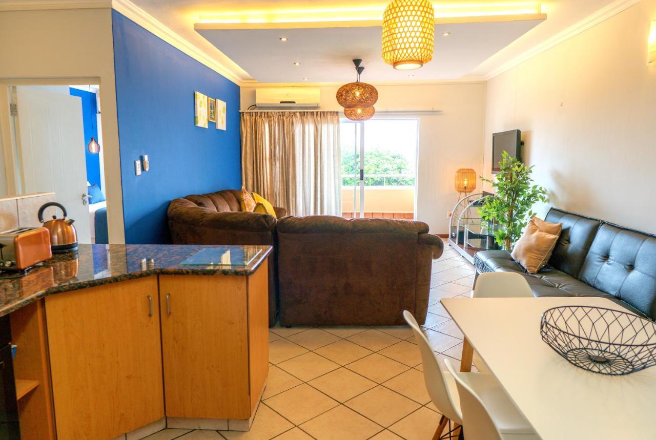 L'escalier Cabanas 107 Amanzimtoti Extérieur photo