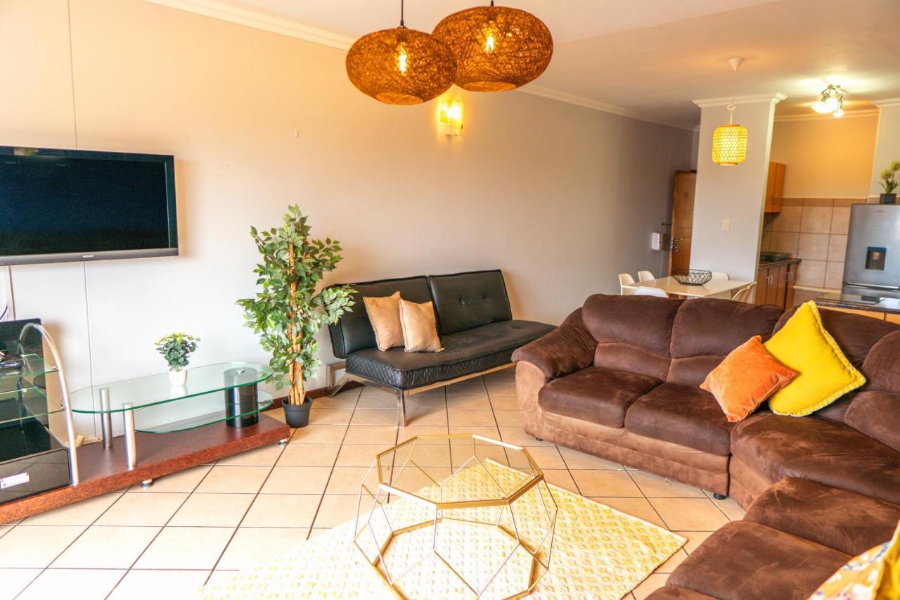 L'escalier Cabanas 107 Amanzimtoti Extérieur photo